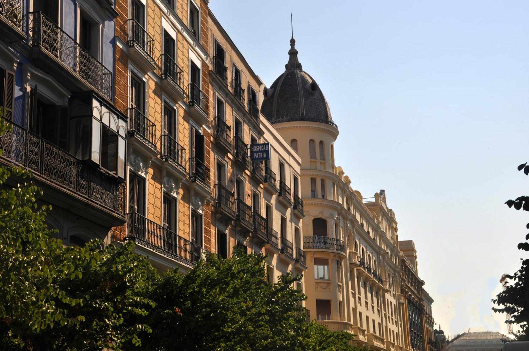 Hostal Patria Madrid Exterior photo