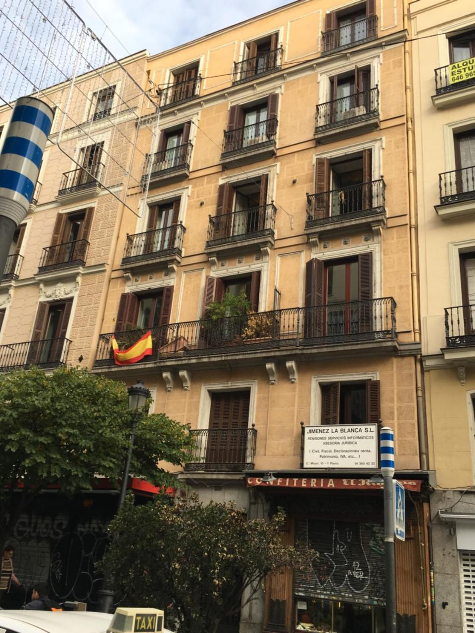 Hostal Patria Madrid Exterior photo